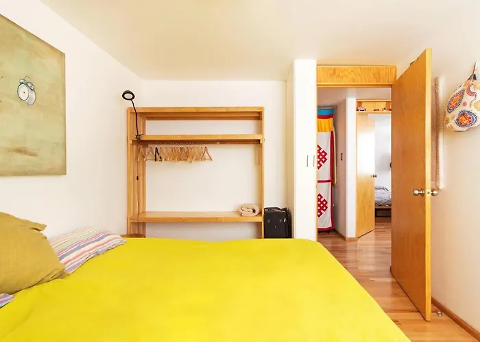 Unique & Comfy With Ac Near Mercado Medellin
