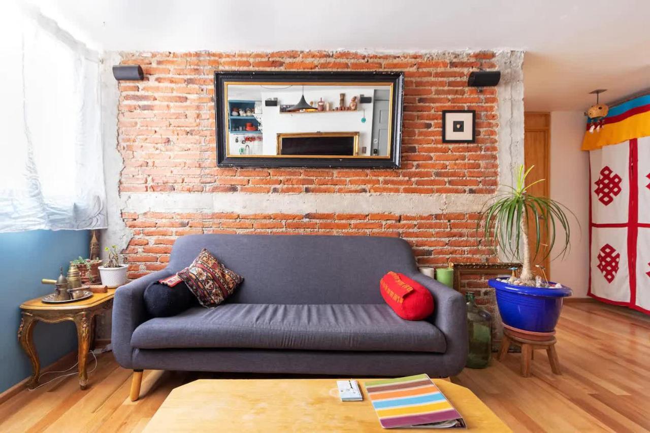 Unique & Comfy With Ac Near Mercado Medellin Apartment