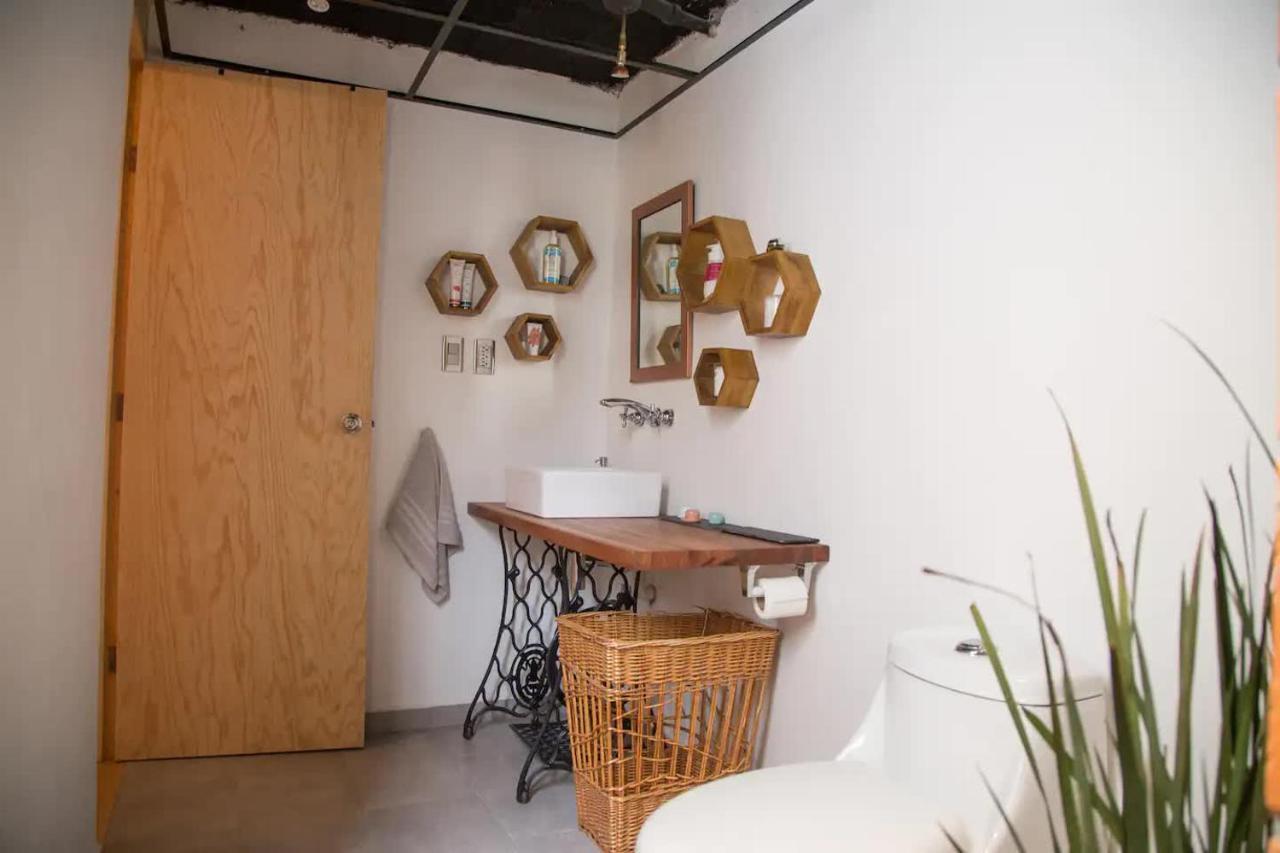 Unique & Comfy With Ac Near Mercado Medellin